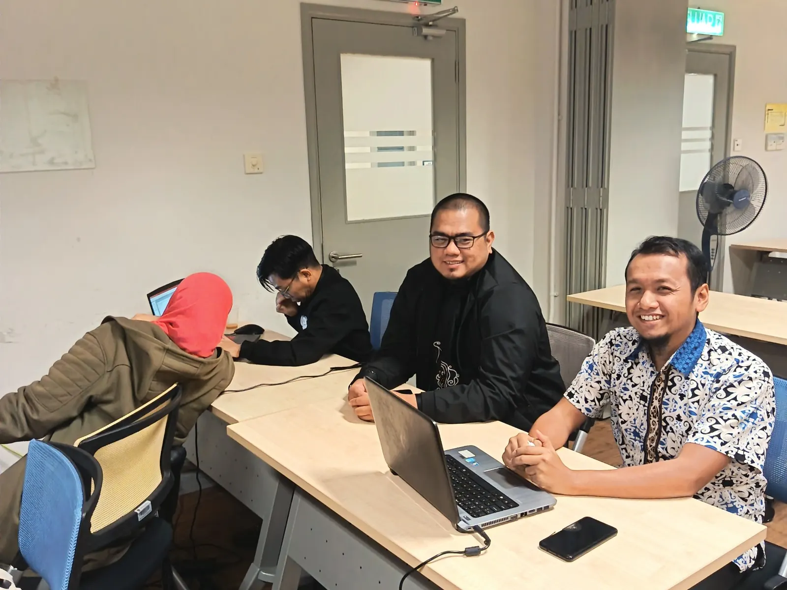 Sesi pembelajaran dalam persekitaran latihan