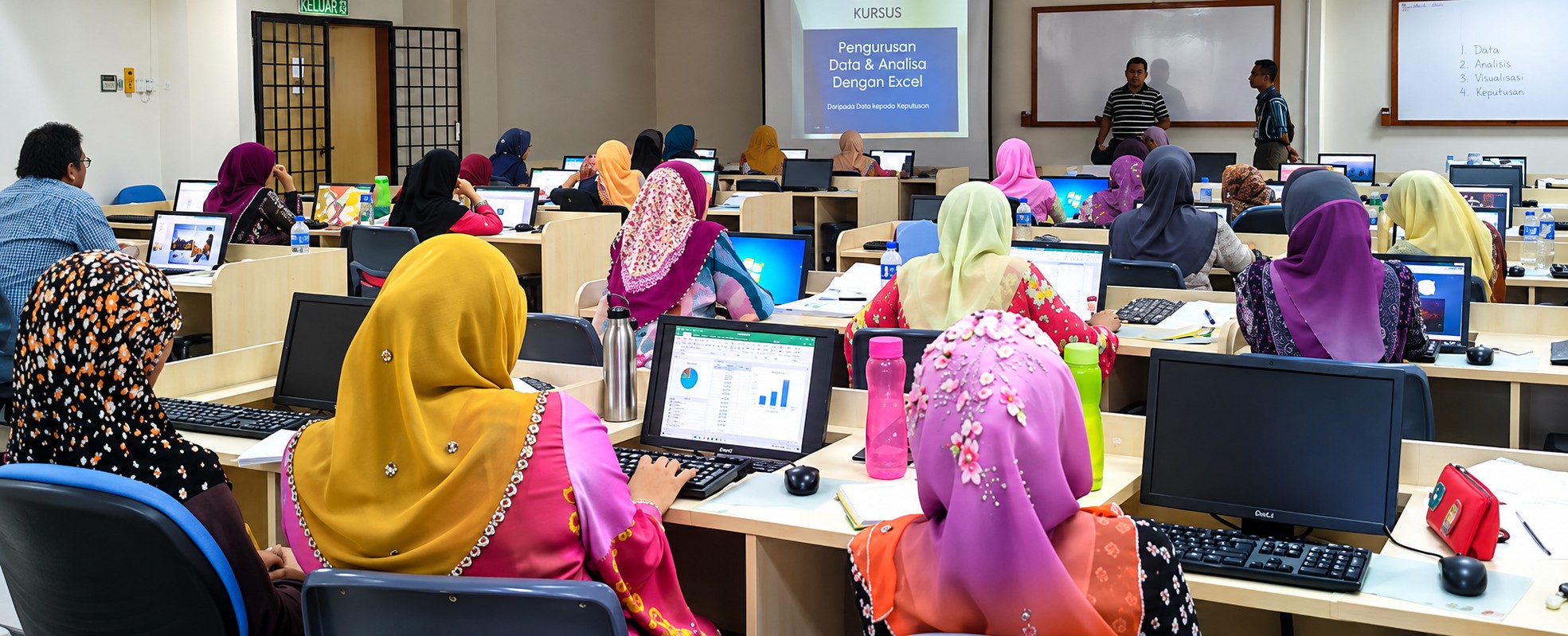Suasana latihan AI di Kuantan Pahang