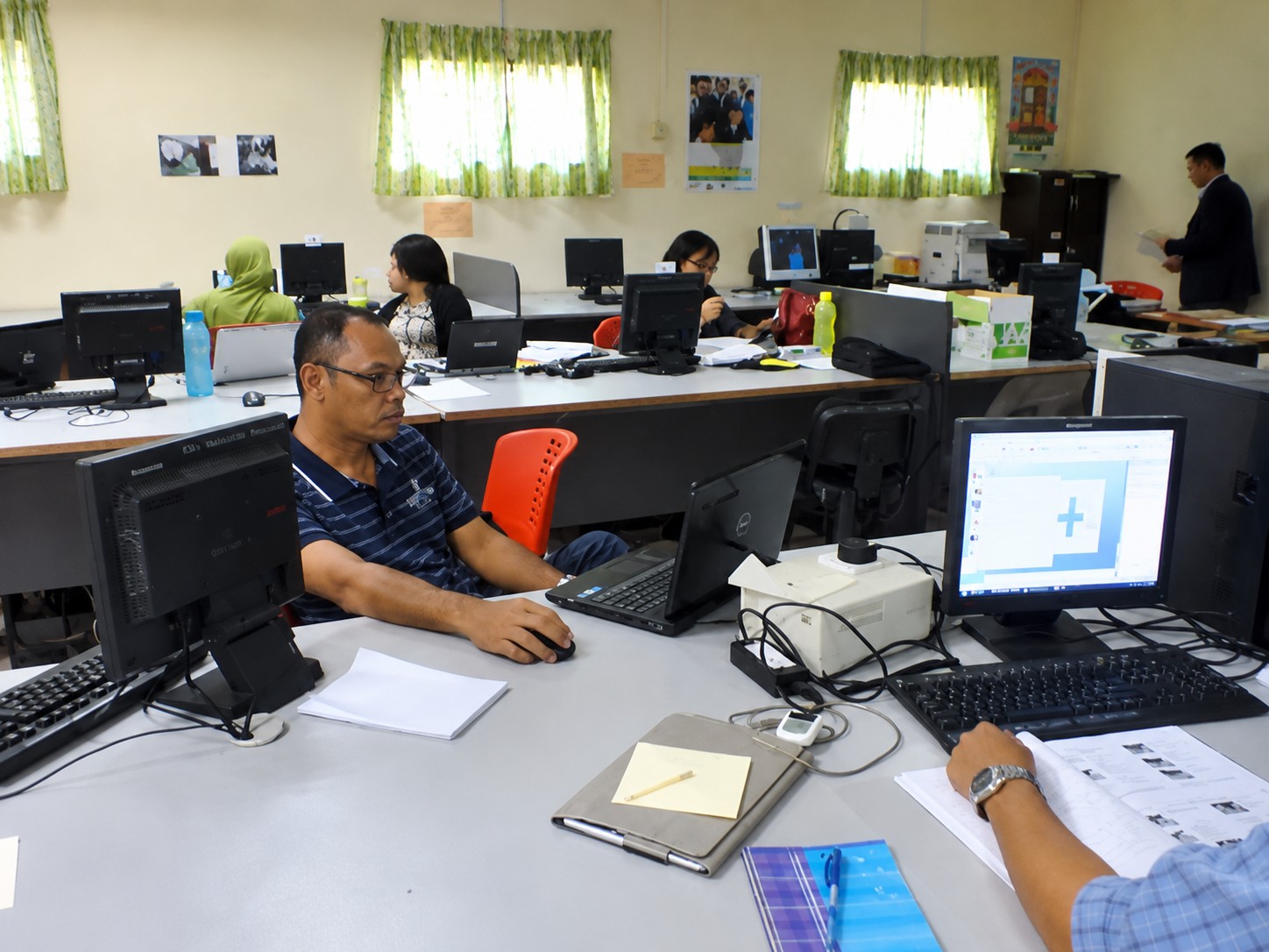 Galeri latihan Microsoft Office Sabah