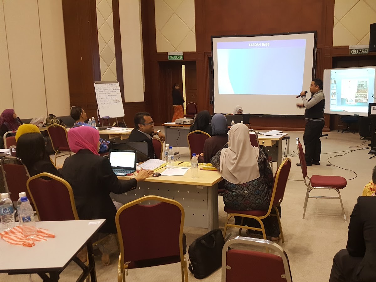 Aktiviti kumpulan peserta Kursus AI di Sabah